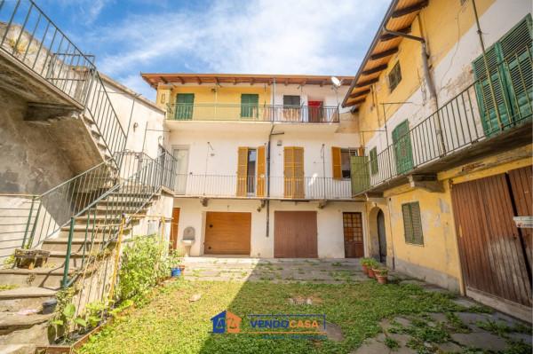 Quadrilocale in Via Camillo Benso di Cavour 37, Dronero — foto 2 di 5