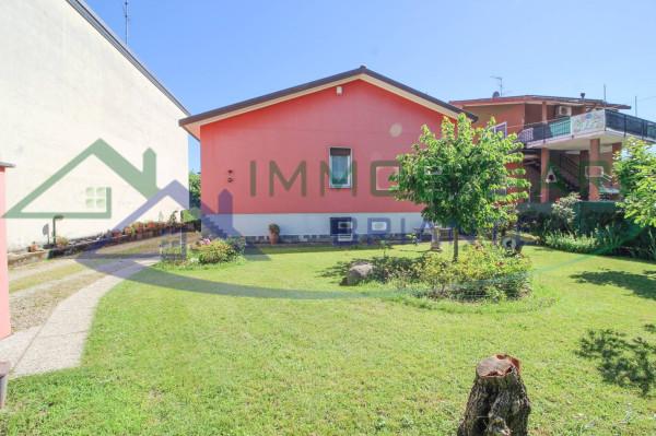 Villa in Via Monte Rosa, Albizzate — foto 2 di 5