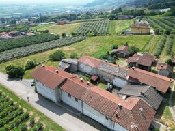 Villa a schiera in Via ai Monti 13, Envie