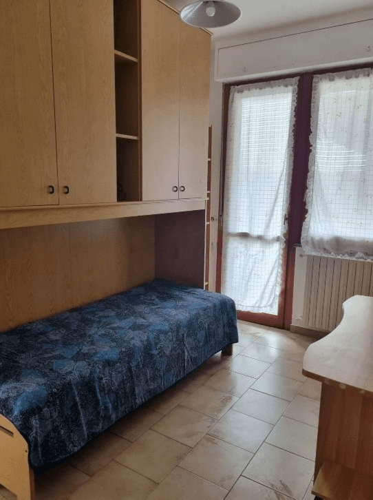 Stanza in appartamento in Via Benvenuto Cellini, Cesano Boscone — foto 3 di 5