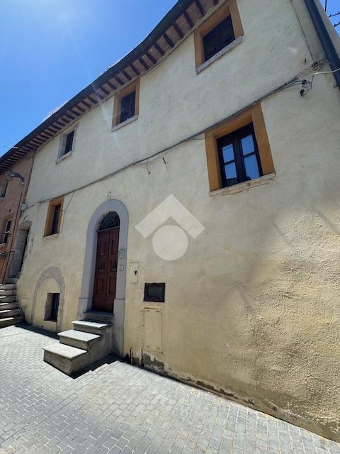 Casa indipendente in Via della Cura, Giano dell'Umbria — foto 4 di 5