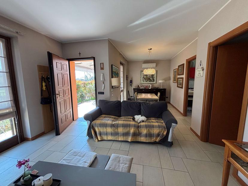 Villa bifamiliare in Via Stretta 27f, Borgomanero — foto 5 di 5