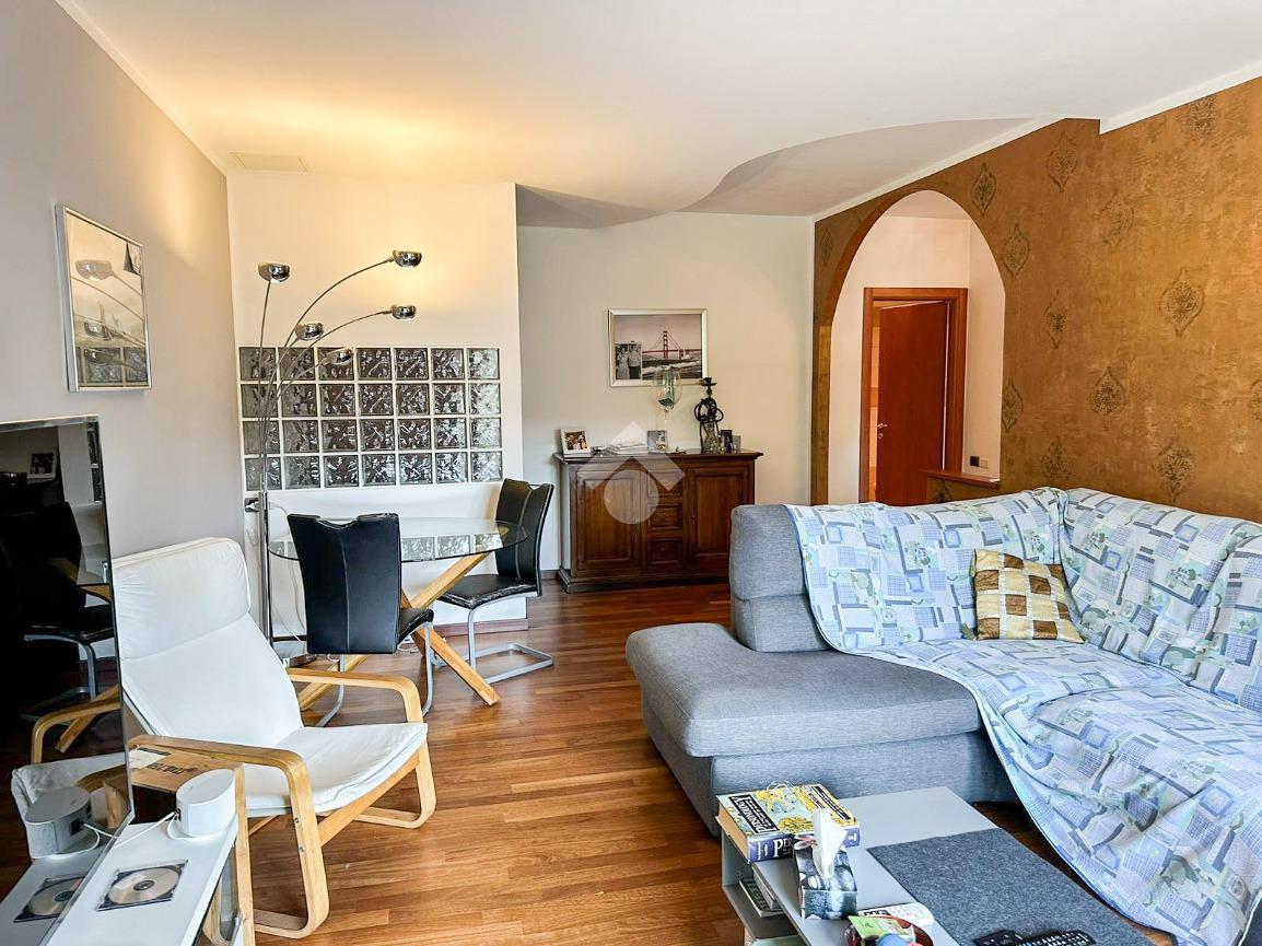 Trilocale in Via Neruda 19, Arsago Seprio