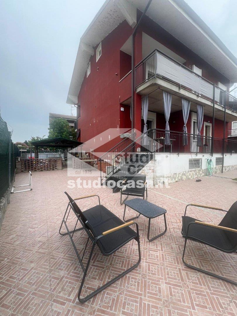 Villa bifamiliare in Via Olimpya, Torrevecchia Pia — foto 4 di 5