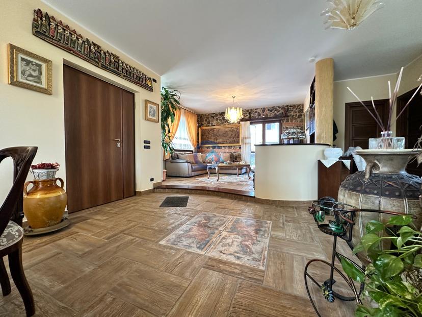 Casa indipendente in Via Filippo Turati 27, Montepaone — foto 4 di 5
