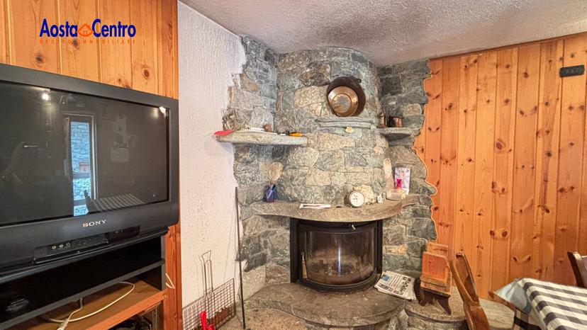 Casa indipendente in Frazione Sessina 5, Saint-Denis — foto 3 di 5