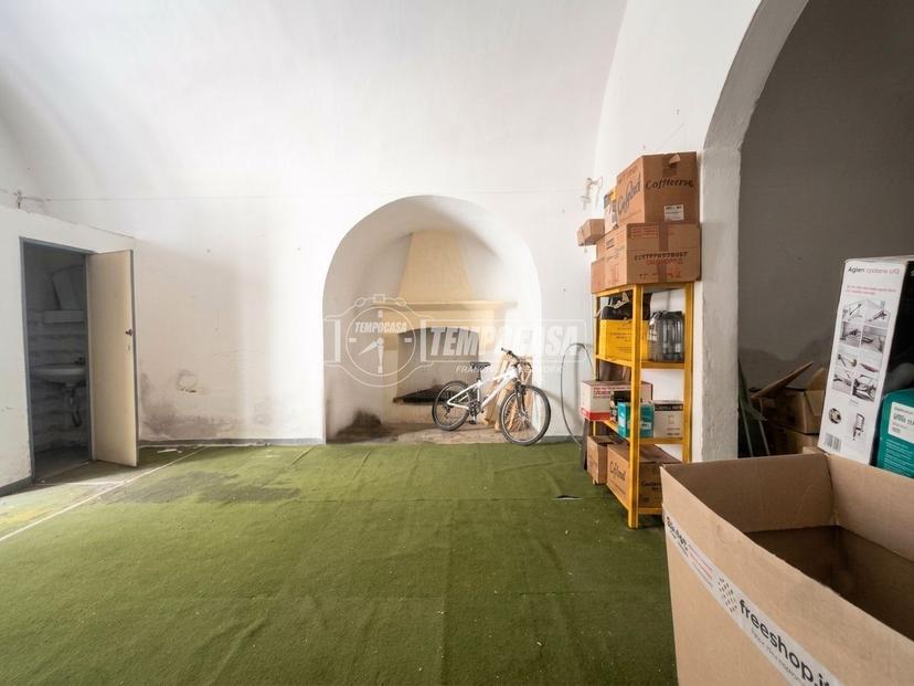 Casa indipendente in Via Don Sante Milano, Gioia del Colle — foto 2 di 5