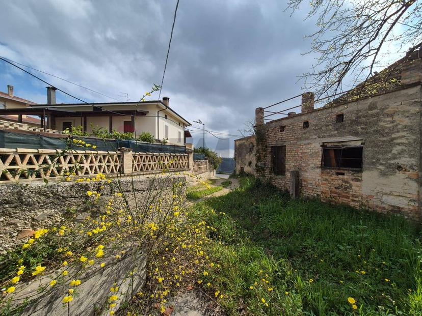 Rustico in Via Nevi 277, Giuliano Teatino — foto 4 di 5