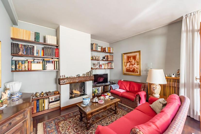 Villa in Viale Monte Resegone 14, Arese — foto 3 di 5
