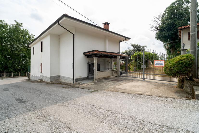 Porzione di casa in Via Luisetta 11, Envie — foto 3 di 5