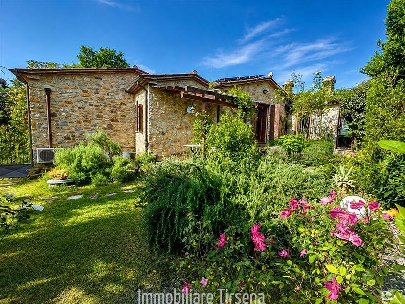 Casale, Fabro — foto 3 di 5