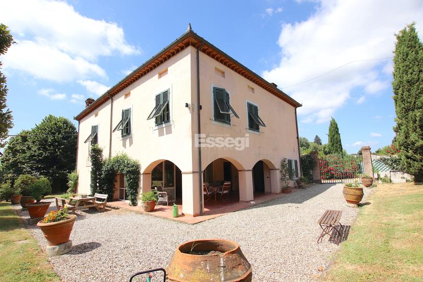 Villa in Via di Segromigno, Capannori