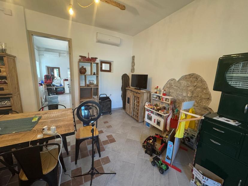 Villa a schiera in Via delle Rose, Sequals — foto 2 di 5