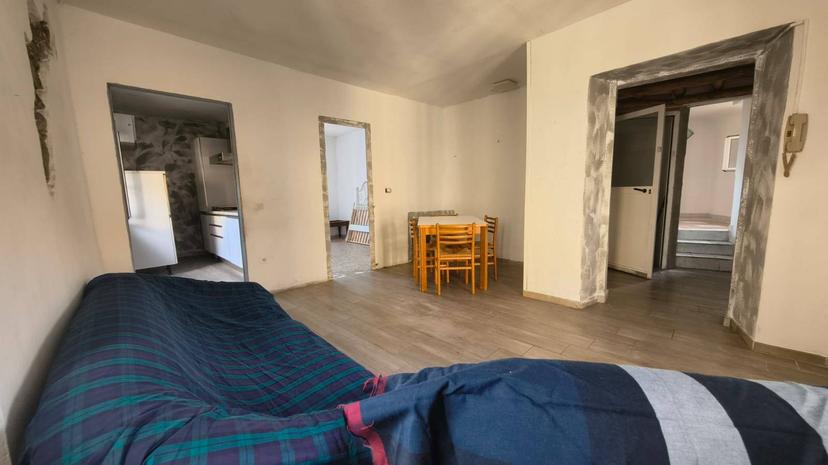 Trilocale in Via Laveno 23, Cittiglio — foto 4 di 5