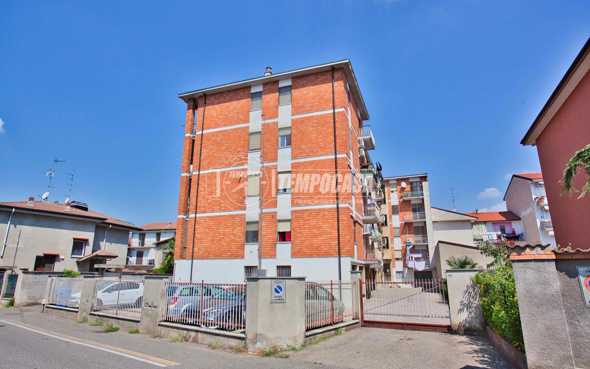 Trilocale, Trecate