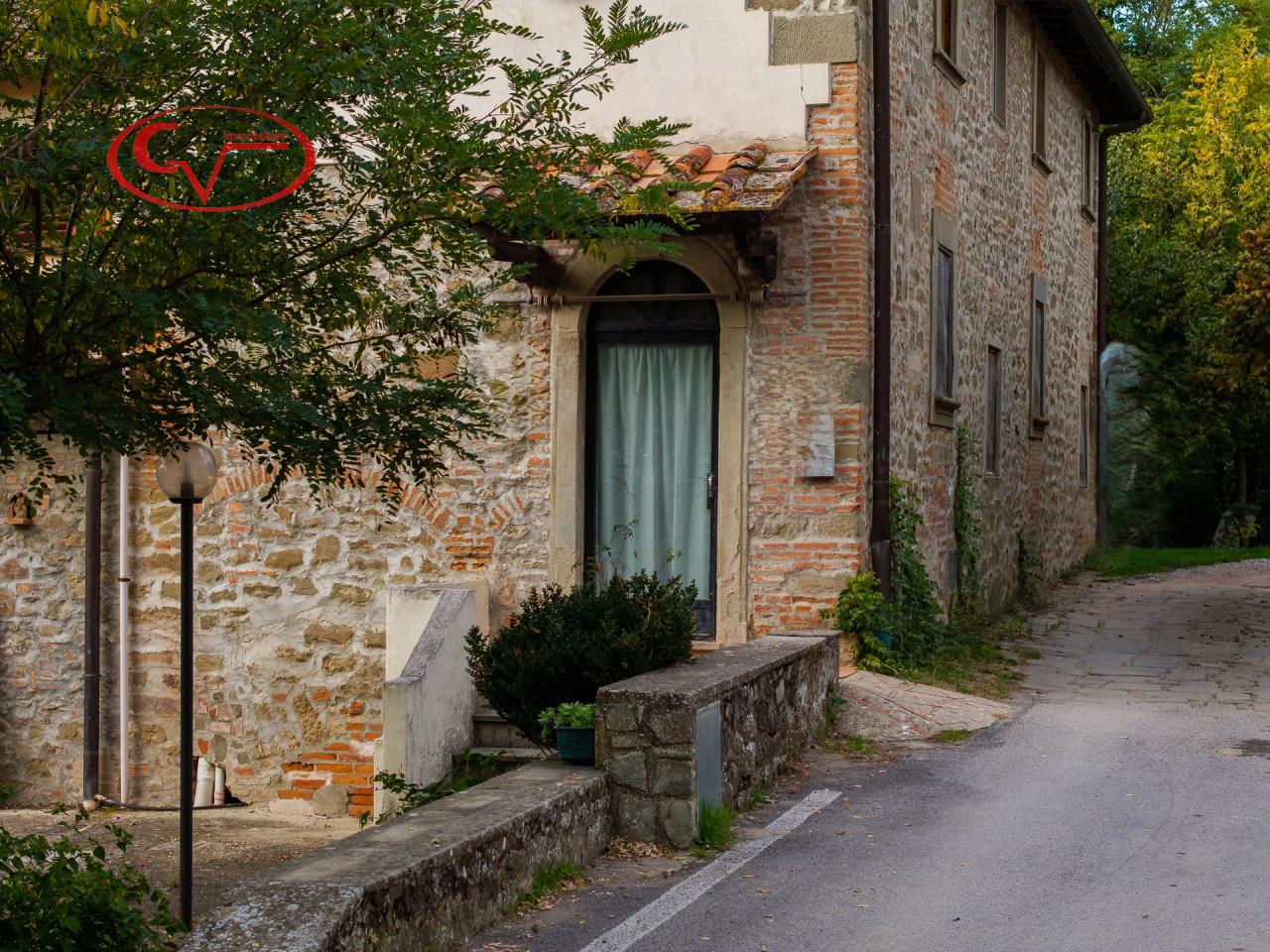 Casa indipendente in Pian di Sco, Castelfranco Piandiscò