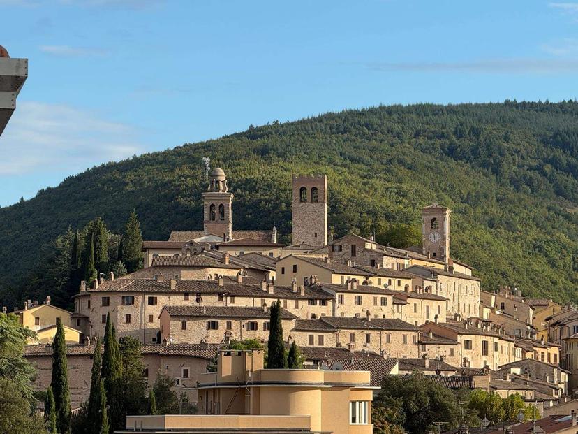 Quadrilocale in Via Marche, Nocera Umbra — foto 2 di 5