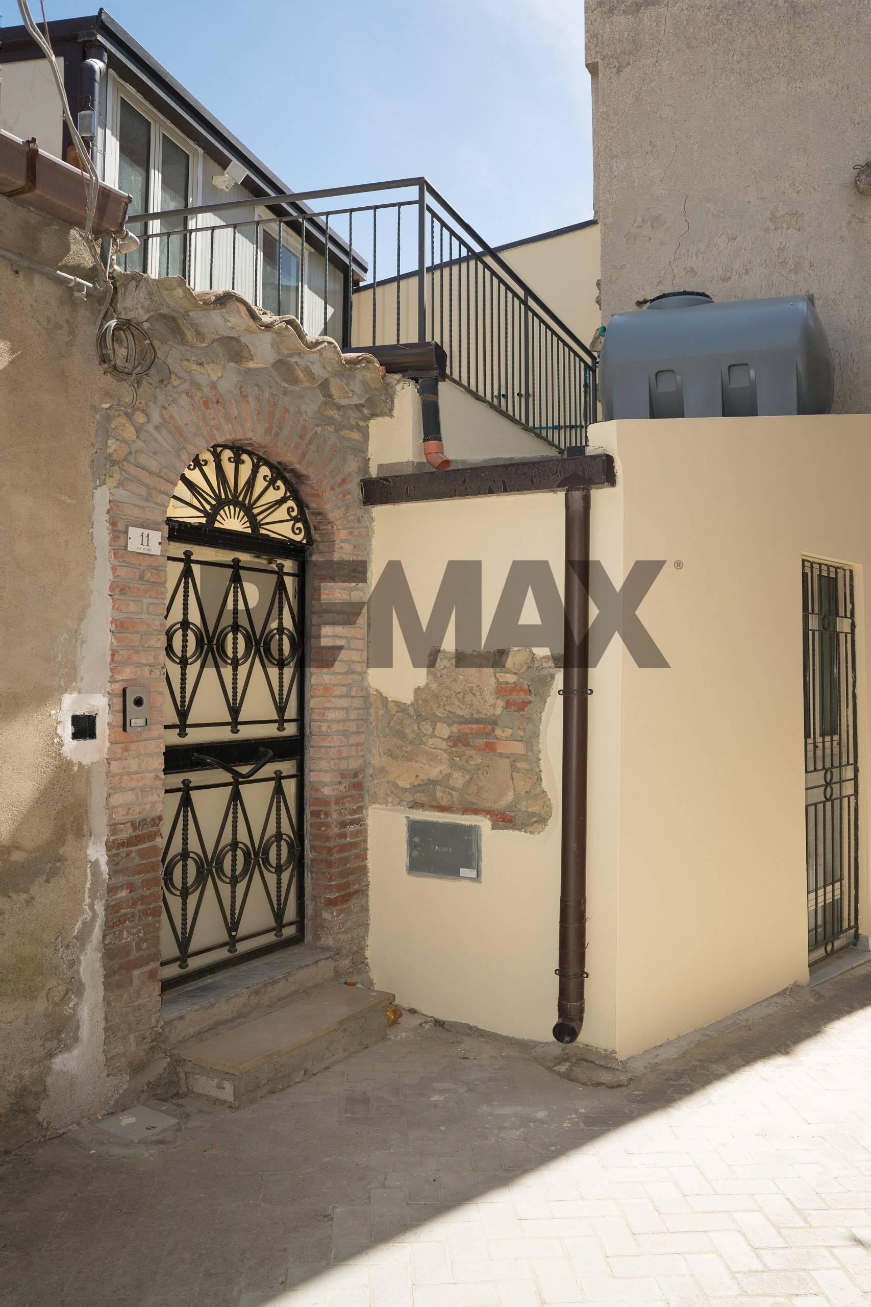 Casa indipendente in Via Atene 9, Enna
