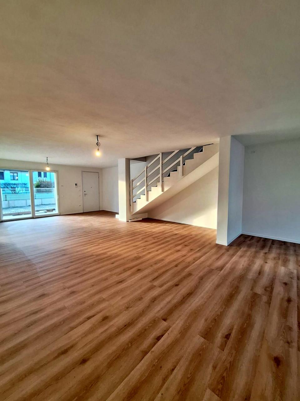 Villa a schiera in Via Rasega, Camisano Vicentino