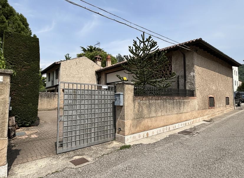 Casa indipendente in Via Borgetti, 5, Tregnago — foto 2 di 5