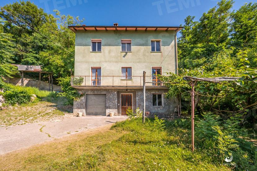 Villa in Via Sassorosso 6, Pavullo nel Frignano — foto 2 di 5
