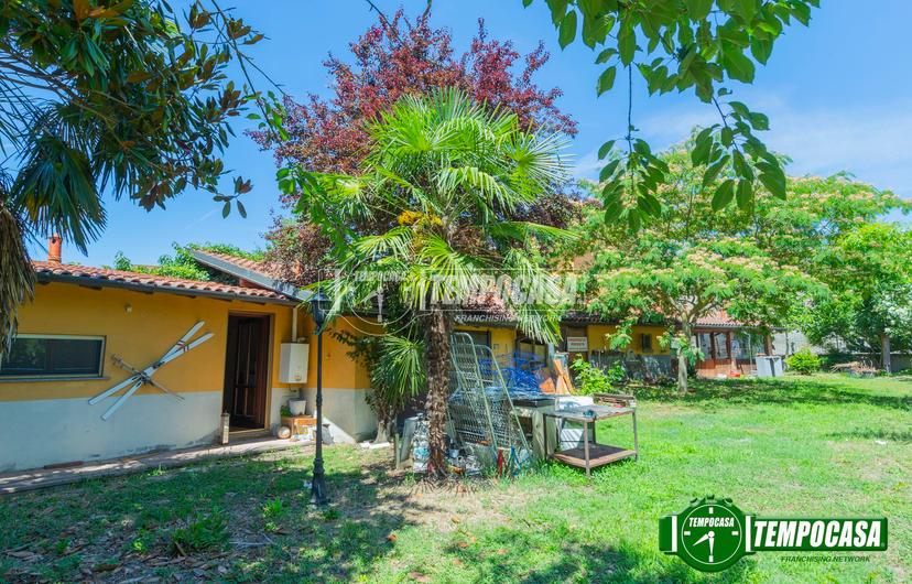 Villa in Via Giacomo Matteotti, Ozzero — foto 5 di 5