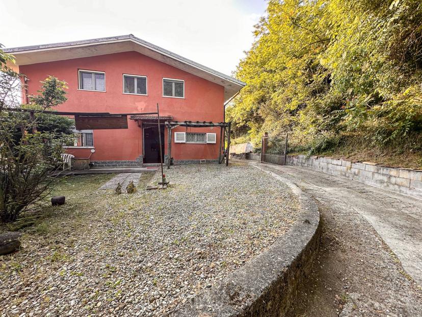 Casa indipendente in Regione Vallerana 97, Alice Bel Colle — foto 5 di 5