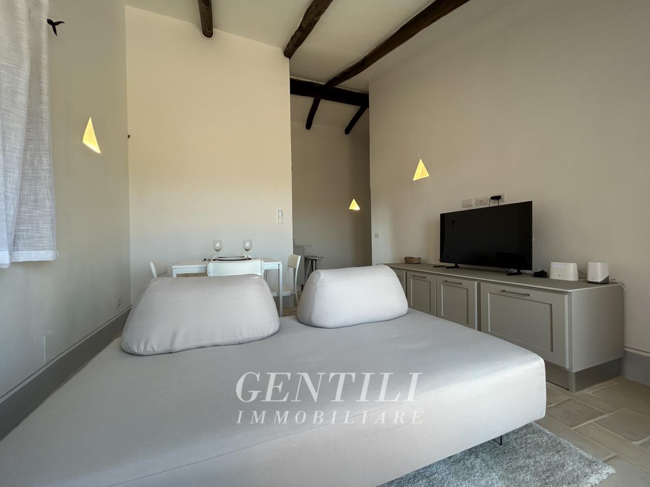 Appartamento in Via Orecchioni, Arzachena