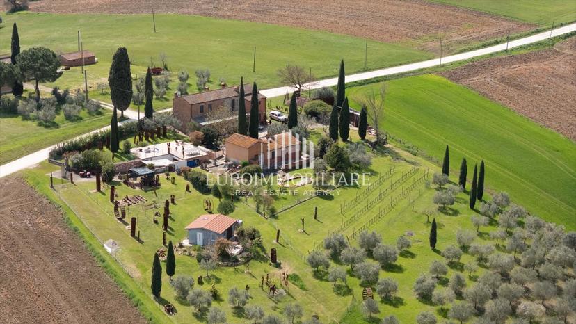 Casale in Via Belveduto 51, Castiglione del Lago — foto 2 di 5