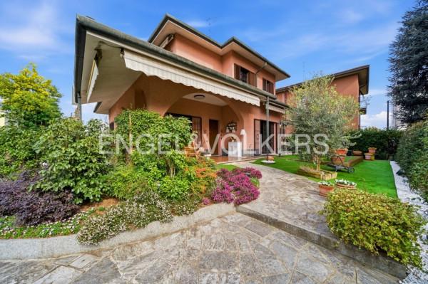 Villa in Via Monte Ortigara 6, Saronno