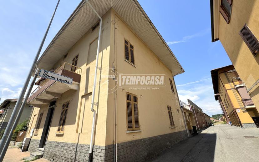 Casa indipendente in Via Martiri della Libertà, Cossato — foto 5 di 5