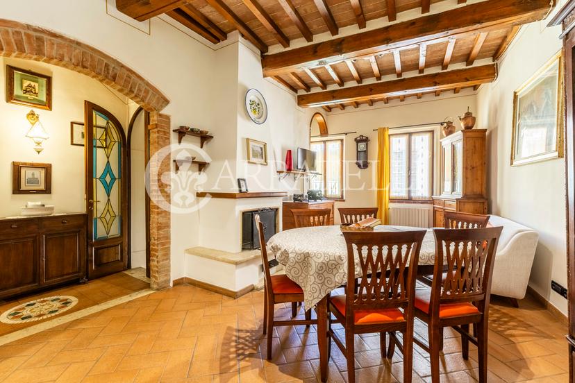 Appartamento in Via di Gracciano nel Corso 6, Montepulciano