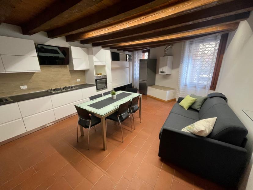 Bilocale in Contrà Mure Porta Santa Lucia, Vicenza