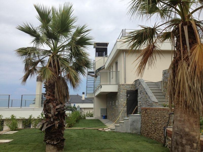 Villa in Strada Panoramica San Bernardo 116-118, Alassio