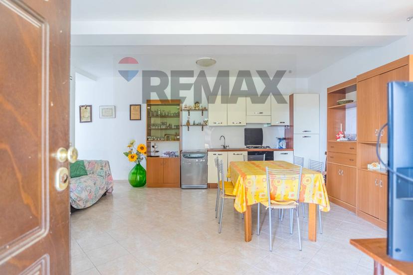 Casa indipendente in Contrada Cese, Casalanguida — foto 3 di 5