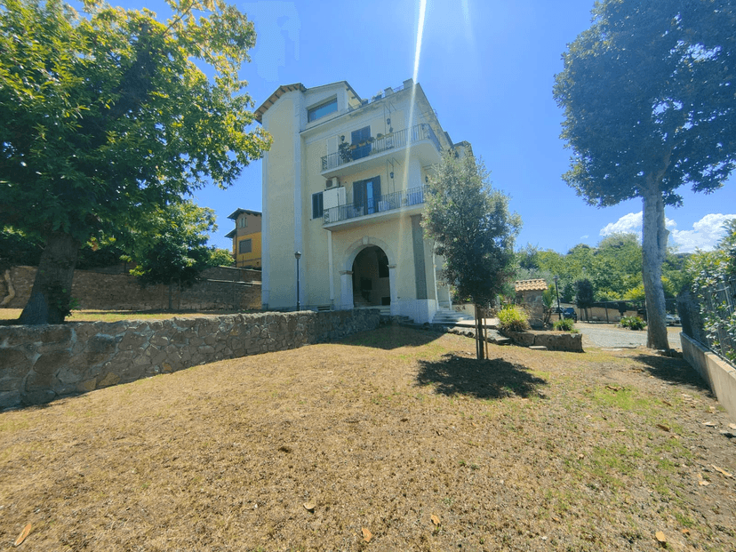Appartamento in villa in Viale Vittorio Veneto, Grottaferrata — foto 4 di 5