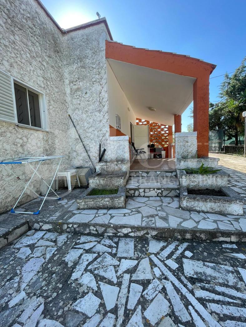 Villa in Str. Est. Murgetta, Corato