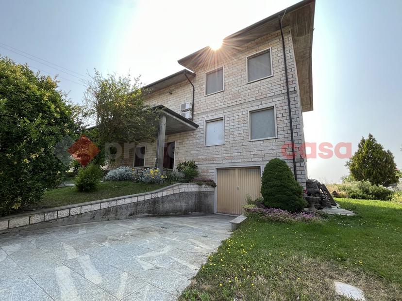 Villa, Trevenzuolo — foto 2 di 5