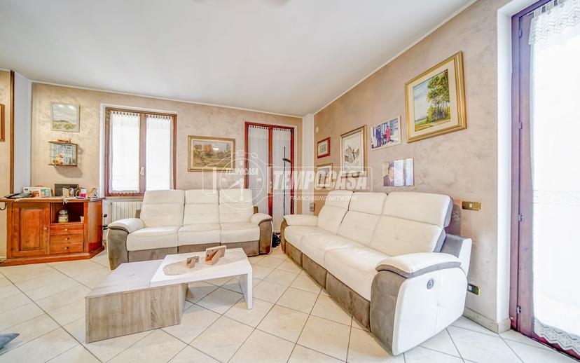 Casa indipendente in Vicolo Magnani 14/a, Gazzada Schianno — foto 2 di 5