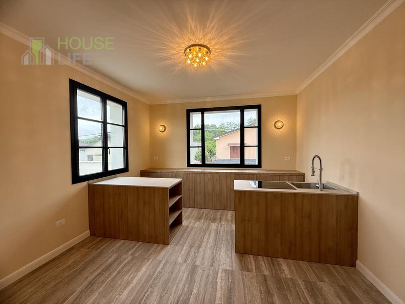 Villa in Viale Astichello, Vicenza — foto 3 di 5