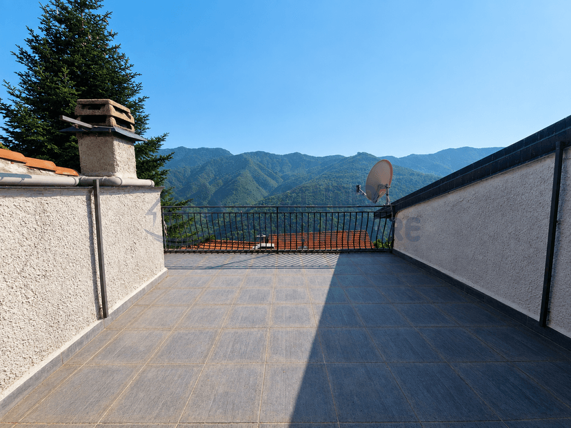Casa indipendente in Via Sambughea 8, Triora — foto 4 di 5