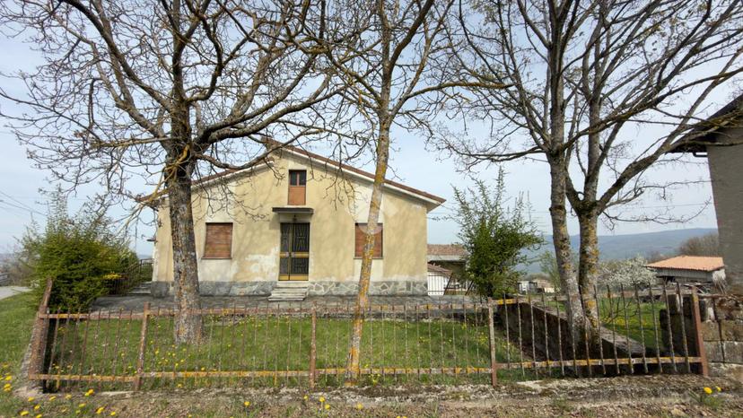 Villa in Frazione Crotta 48, Romagnese — foto 2 di 5