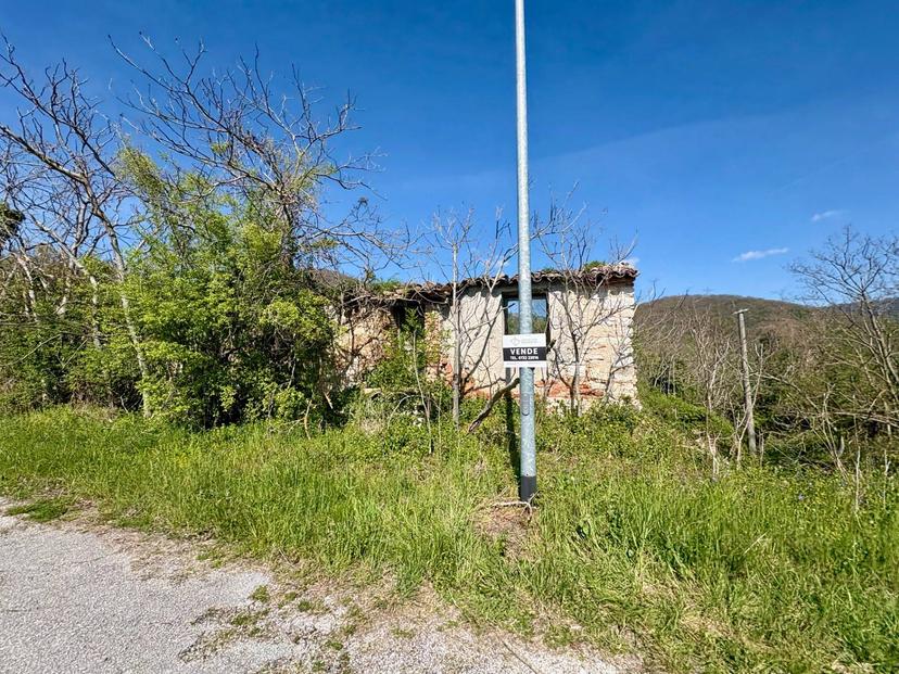 Rustico in Fraz. Rocchetta Snc, Fabriano — foto 5 di 5