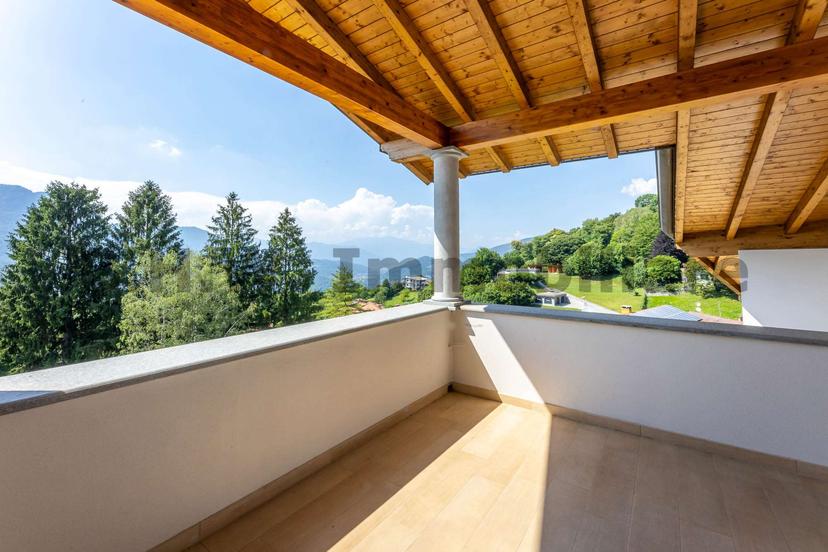 Villa unifamiliare, Bedero Valcuvia — foto 4 di 5