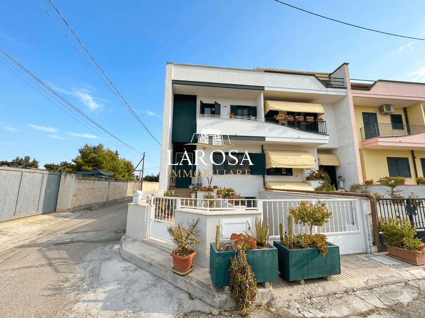 Casa indipendente in Via Boccaccio 150, Vernole — foto 3 di 5