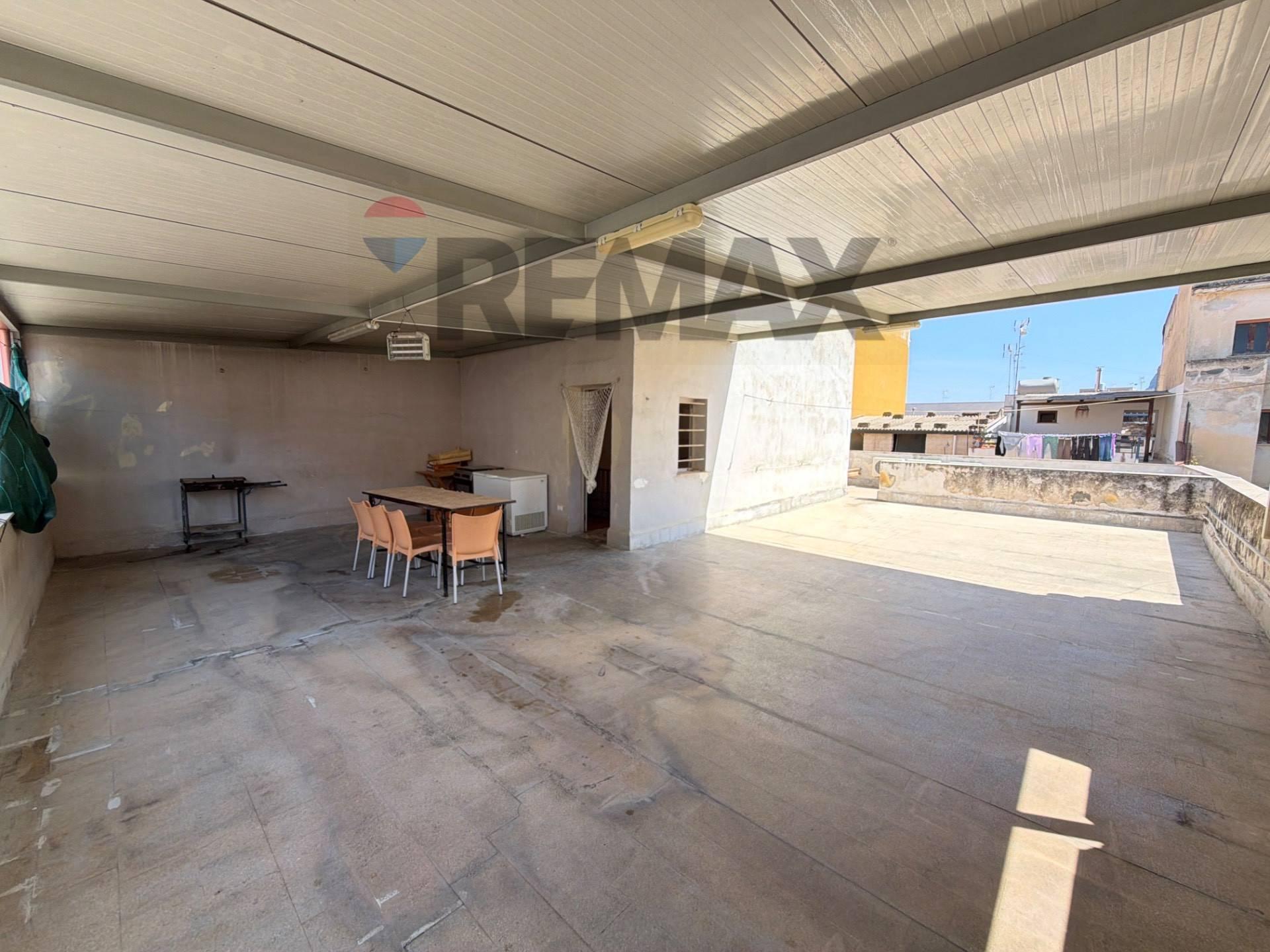 Casa indipendente in Via Alcide De Gaspari 22, Terrasini