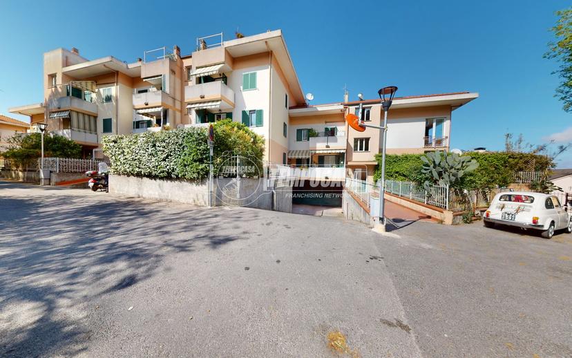 Bilocale in Strada Rusineo 16, Albenga