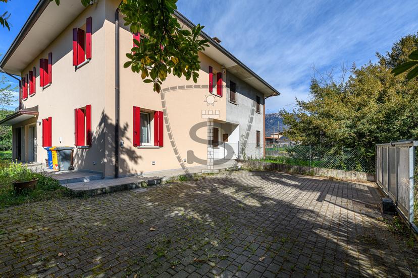 Villa a schiera in Via Teresa Rubelli 9, San Zenone degli Ezzelini — foto 3 di 5