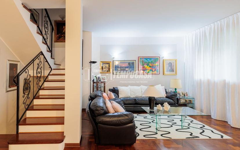 Villa a schiera in Via Valli 26, Collecchio — foto 2 di 5