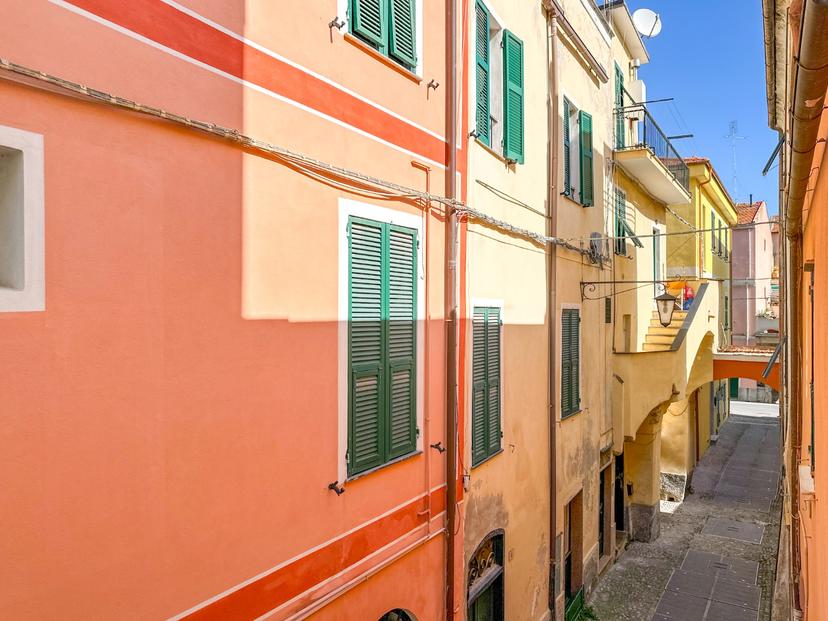 Trilocale in Via Roma 12/2, Borghetto Santo Spirito — foto 2 di 5